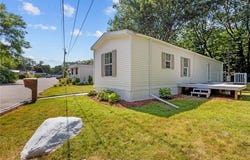 979 Toll Gate Road, Warwick, RI 02886