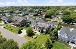 7 Sexton Drive, West Islip, NY 11795