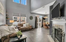 2904 Falling Waters Drive, Lindenhurst, IL 60046