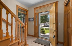 512 W ROLLING MEADOWS Lane, APPLETON, WI 54913