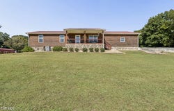 7806 Old Stage Road, Chuckey, TN 37641