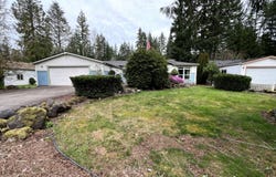68954 E CEDAR HILL Loop, Welches, OR 97067