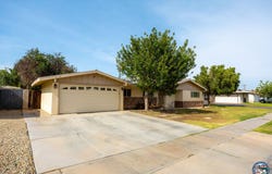 920 Westwind Dr, El Centro, CA 92243