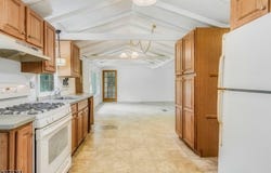 73 Highview Dr, Hampton Twp., NJ 07860-6707