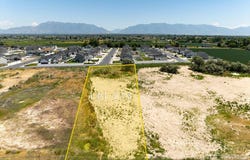 997 N 5100 W, West Point, UT 84015