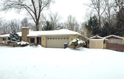 4835 Staten Drive, Jackson, MI 49201