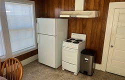 404 Nelson Street, Yoakum, TX 77995