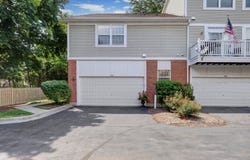1290 Georgetown Way, Vernon Hills, IL 60061