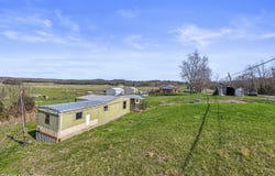 6474 Hardinsburg Rd, Cecilia, KY 42724