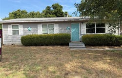 307 Parker Lane, Whitesboro, TX 76273