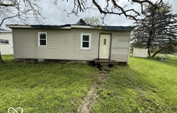 105 N Sheridan Street, Ridgeville, IN 47380
