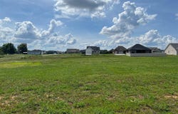 1133 Bennington Place, Franklin, KY 42134