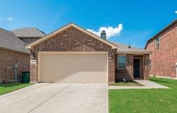 8829 Deadwood Lane, Aubrey, TX 76227