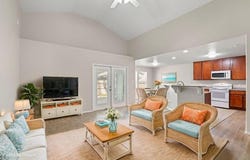 131 Treasure St, ROCKPORT, TX 78382