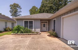 105 Oak Bend Court, Fairhope, AL 36532