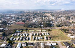 1110 Walton Street, New Iberia, LA 70560