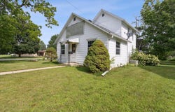 107 9th Street, Brodhead, WI 53520
