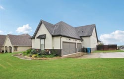 6309 Beau Court, Edmond, OK 73034