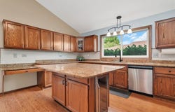 20408 South Grand Prairie Lane, Frankfort, IL 60423