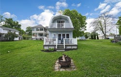 14407 Lakeshore Road, Carlton, NY 14477