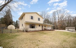 4631 Cardinal Drive, Mt Pleasant, MI 48858
