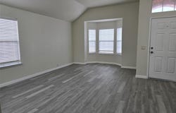 945 Zachary Drive, Arlington, TX 76002