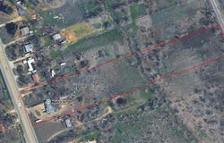 4208 N Main St, Taylor, TX 76574