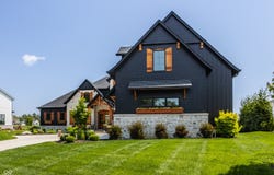 3675 Dartmoor Way, Zionsville, IN 46077
