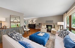 5754 Oakview Lane, Minnetonka, MN 55345