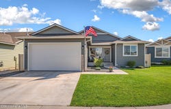 892 E Allenby Ct, Post Falls, ID 83854