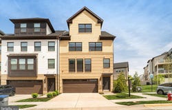 4975 LONGMIRE Way, CHANTILLY, VA 20151