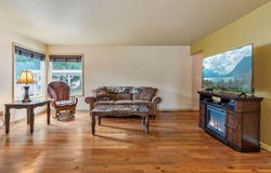 321 1st Avenue W, Columbia Falls, MT 59912