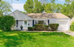 7652 Rainbow Drive, Prairie Village, KS 66208