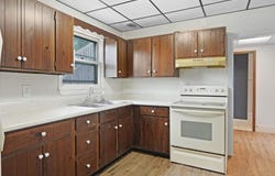 930 W 1st Street, Cedar Falls, IA 50613