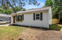 3755 Raven Avenue SW, Wyoming, MI 49509