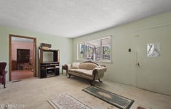 109 W Price Lane, Oak Ridge, TN 37830