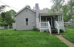 1238 Danville, Zanesville, OH 43701