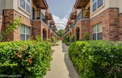 2109 Main Street, Lubbock, TX 79401