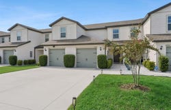 1537 WYNFORD Circle, TAVARES, FL 32778