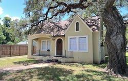 256 South Jefferson Street, La Grange, TX 78945