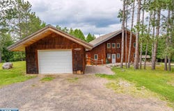 105 N Klondike Dr, Ely, MN 55731