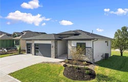 510 Bentwater Drive, Raymore, MO 64083