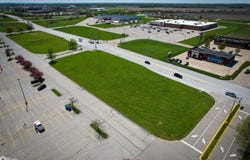 Lot D S Gear Avenue, West Burlington, IA 52655