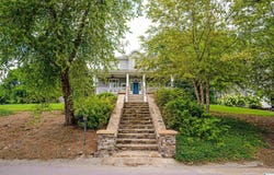 2100 CHESTNUT ROAD, VESTAVIA HILLS, AL 35216