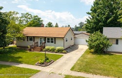 1220 Seymour Street, Grand Ledge, MI 48837