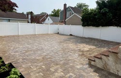 1330 5th Ave, New Hyde Park, NY 11040