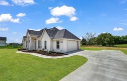 1054 Alex Drive, Springtown, TX 76082