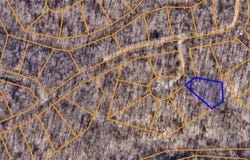 Maidstone  LN, Bella Vista, AR 72714