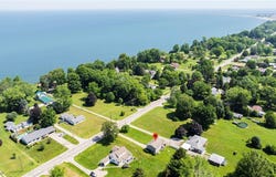 1139 Lake Road, Conneaut, OH 44030