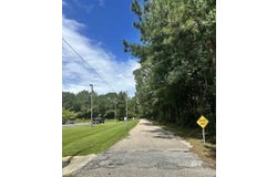 115 Davison Lane, Atmore, AL 36502